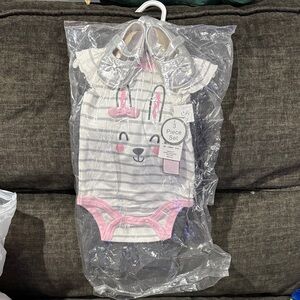 Adorable Bunny Baby Outfit Set